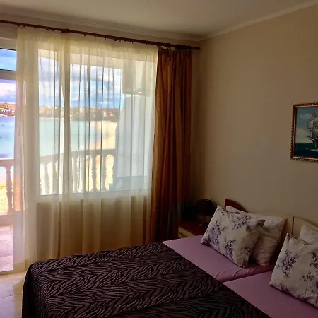 Hotel Lotos 2*